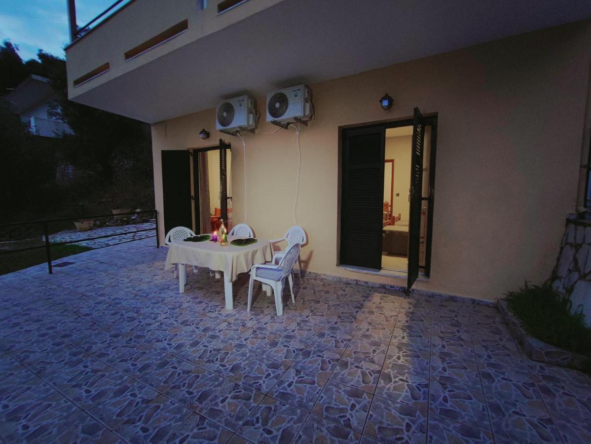 Kaminaki Seaview Apartments Katavolos Экстерьер фото